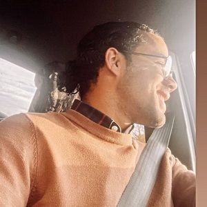 Meet your Posher, Jonathan